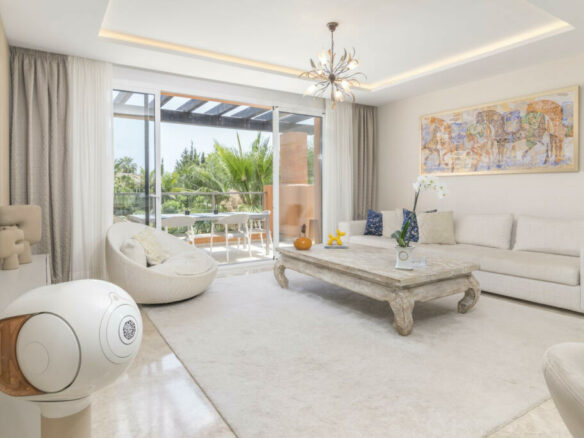 SOLD Nueva Andalucia – Quality 2B  Penthouse – Open Views