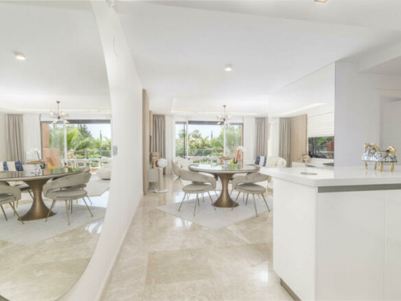 SOLD Nueva Andalucia – Quality 2B  Penthouse – Open Views