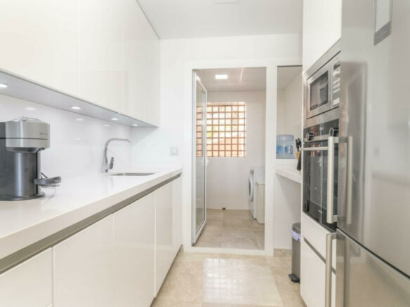 SOLD Nueva Andalucia – Quality 2B  Penthouse – Open Views