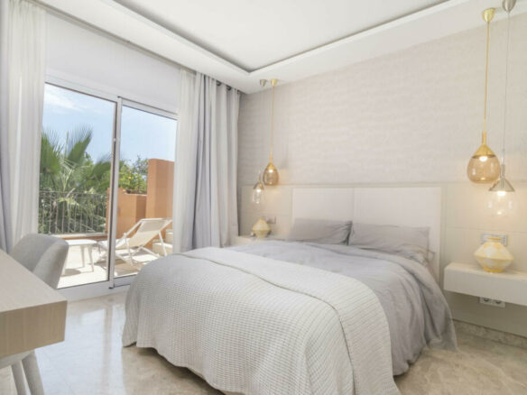 SOLD Nueva Andalucia – Quality 2B  Penthouse – Open Views
