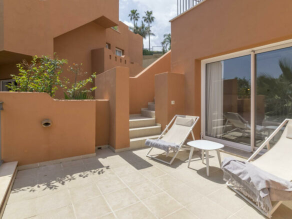 SOLD Nueva Andalucia – Quality 2B  Penthouse – Open Views