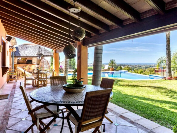 Reduced – El Herrojo Alto – Villa 5B to reform