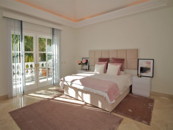 SOLD – La Zagaleta – Palatial 8B Mansion -Sea Views- Gated