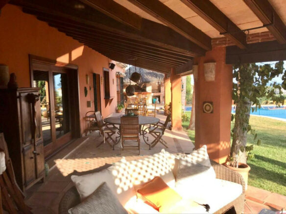 Reduced – El Herrojo Alto – Villa 5B to reform