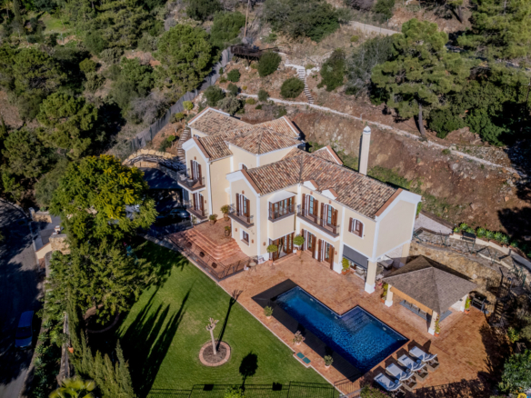 El Madroñal – 6B Villa – Gated