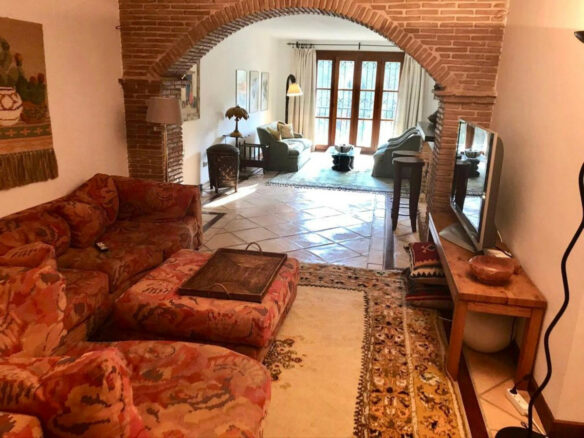 Reduced – El Herrojo Alto – Villa 5B to reform