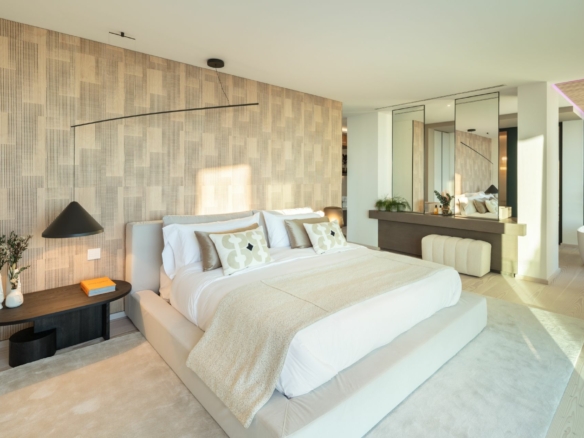 SOLD – La Quinta – 5B Modern Villa – Gated -Sea Views