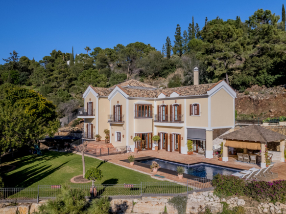 El Madroñal – 6B Villa – Gated