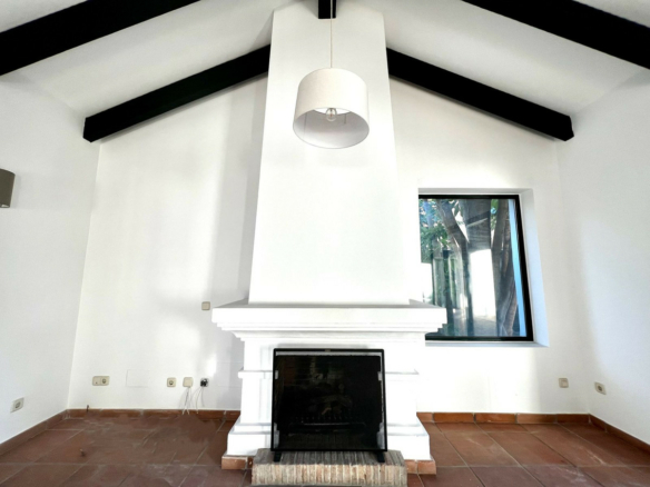 🏡 Charming Andalusian Style Villa on the New Golden Mile! 🌺