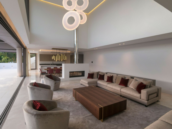 For sale  – Benahavis –  Modern 5B villa – Panoramic views 🌳