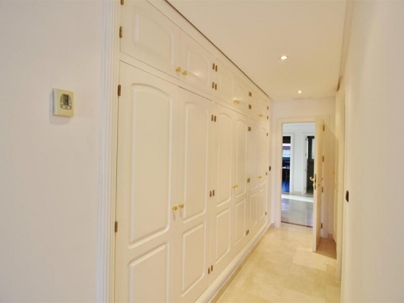 Sierra Blanca  – 2B Penthouse -Indoor heated pool