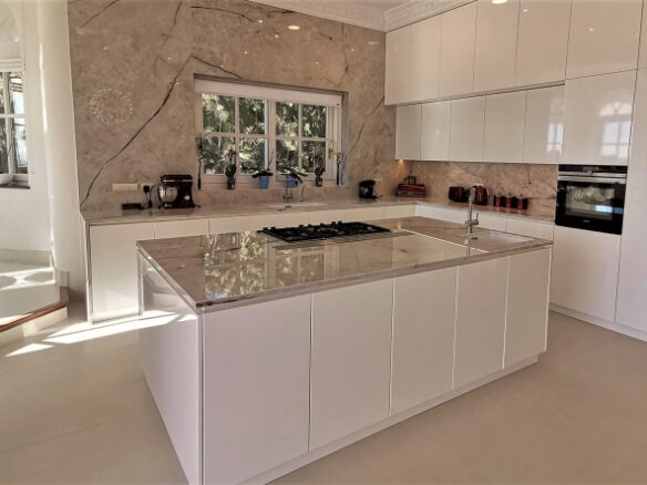 SOLD – La Zagaleta – Palatial 8B Mansion -Sea Views- Gated