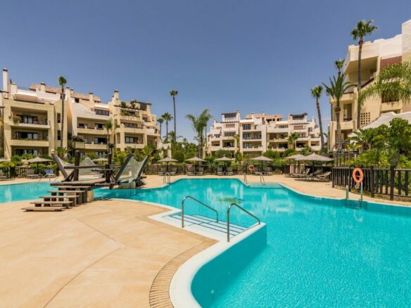 New Golden Mile – 4B Apartment – Beachfront -Sea Views