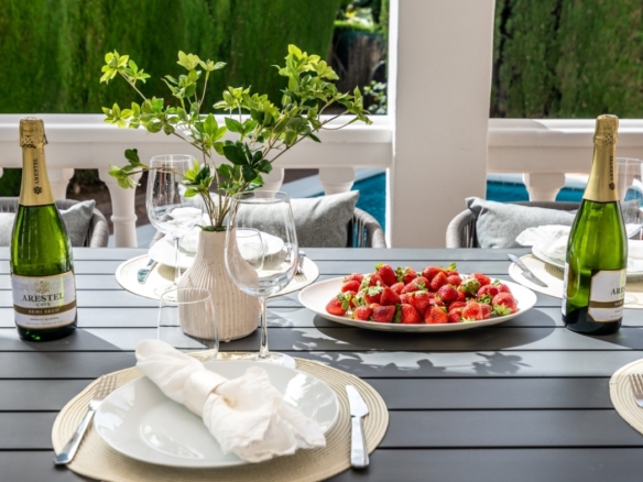 Nueva Andalucia – 4B Villa – Marbella Country Club