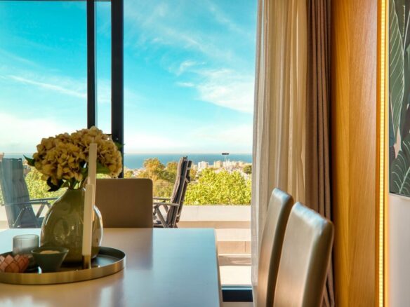Marbella Hillside -3B Modern Penthouse – Sea Views