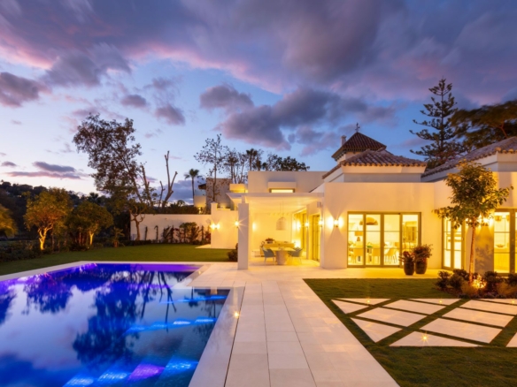 Nueva Andalucia – 7B Mansion -1st Line Golf – RENT