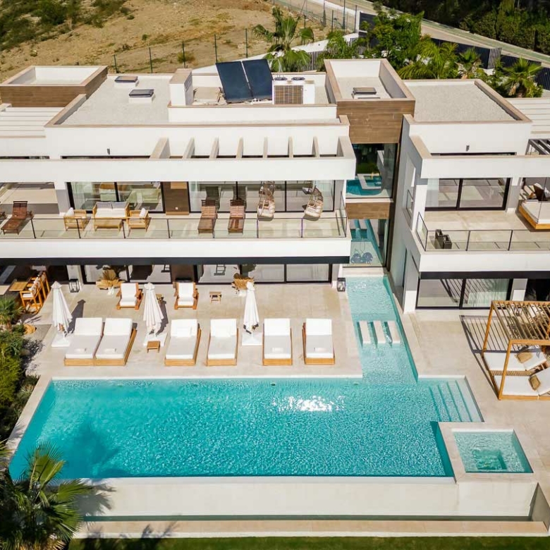 Nueva Andalucia – 7B Modern Villa –  Holiday Rental