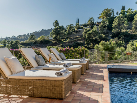 El Madroñal – 6B Villa – Gated