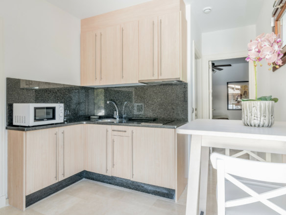 El Madroñal – 6B Villa – Gated
