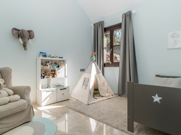 El Madroñal – 6B Villa – Gated