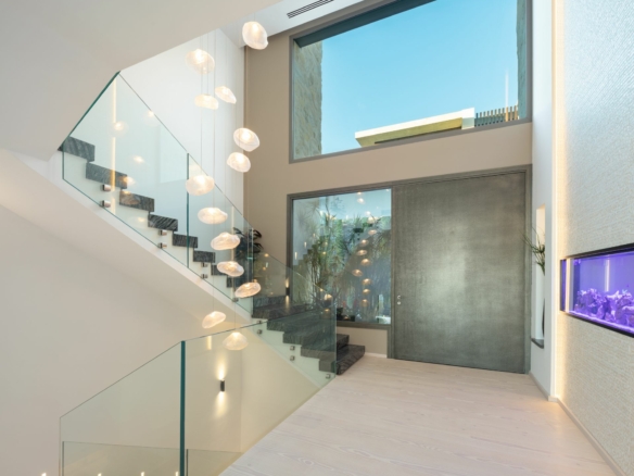 SOLD – La Quinta – 5B Modern Villa – Gated -Sea Views
