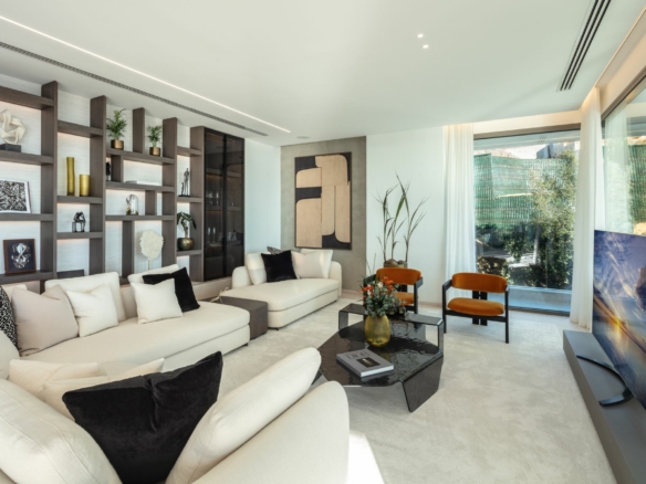 SOLD – La Quinta – 5B Modern Villa – Gated -Sea Views