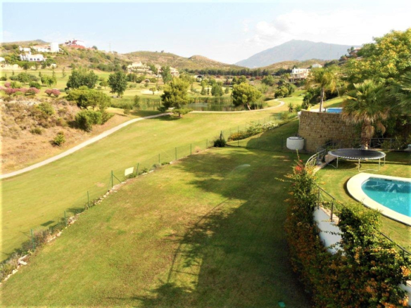 La Alquería  Benahavis  – 5B Modern villa –  Long Term Rent