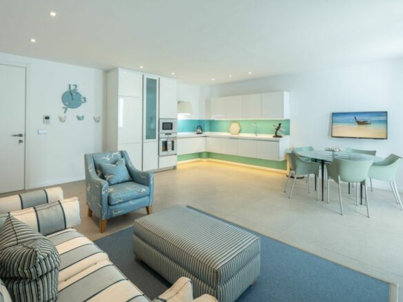 SOLD – El Herrojo  -7B Modern Villa – Panoramic Sea Views