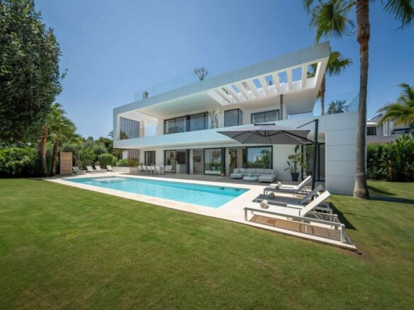 Altos Puente Romano – 6B Modern Villa  – Gated – For RENT