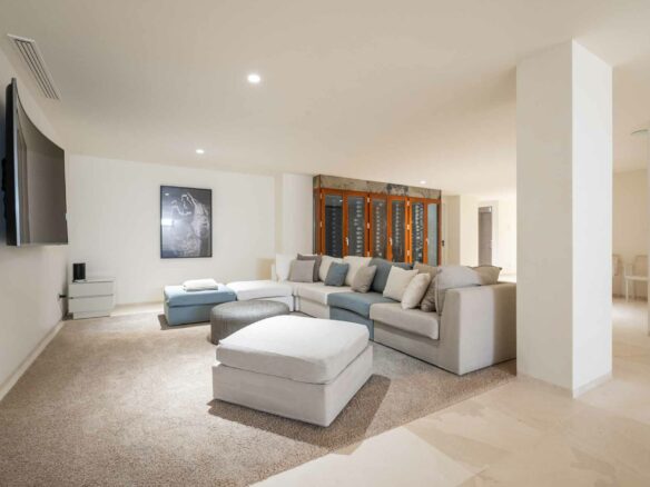 Altos Puente Romano – 6B Modern Villa  – Gated – For RENT
