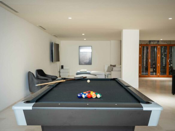 Altos Puente Romano – 6B Modern Villa  – Gated – For RENT