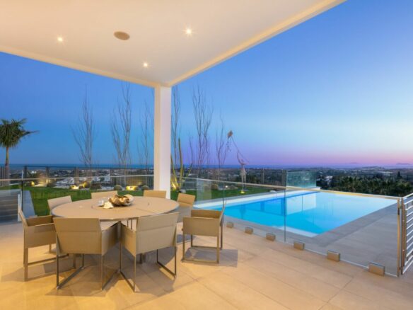 SOLD – El Herrojo  -7B Modern Villa – Panoramic Sea Views