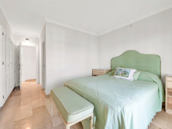 Aloha Pueblo – Townhouse + 3 Shops -Sea Views – Lift