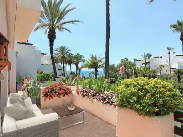 BARGAIN – Ventura Del Mar – 5B Penthouse – West facing -Sea views