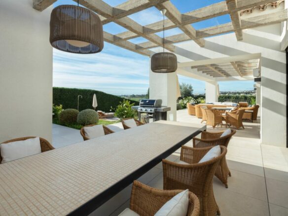 Nueva Andalucia – 5B Luxury Villa – Turn Key ready