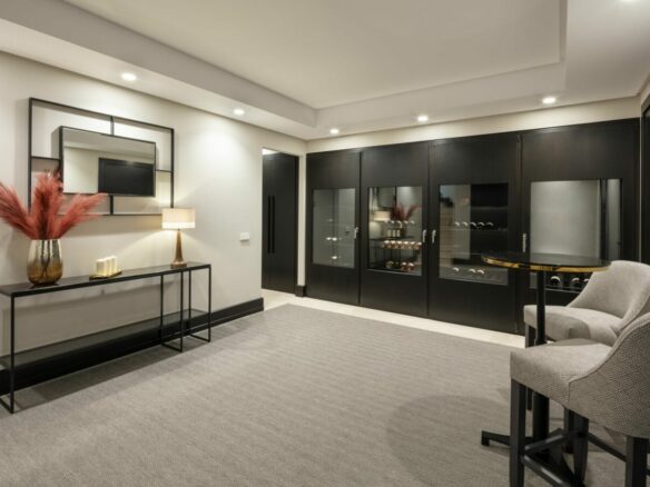 Nueva Andalucia – 5B Luxury Villa – Turn Key ready