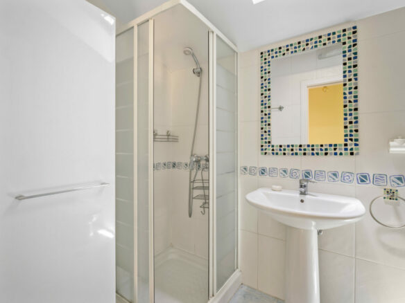 Golden Mile – 3B Penthouse near Beach & Town