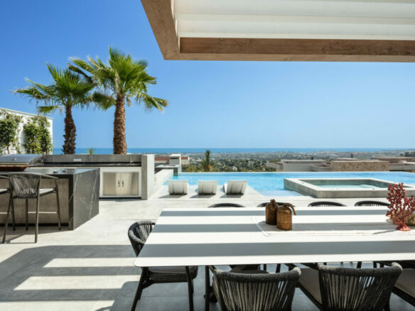 SOLD – La Quinta – 6B Modern Villa – Sea Views  – Gated