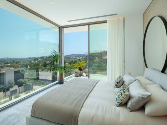 SOLD – La Quinta – 6B Modern Villa – Sea Views  – Gated