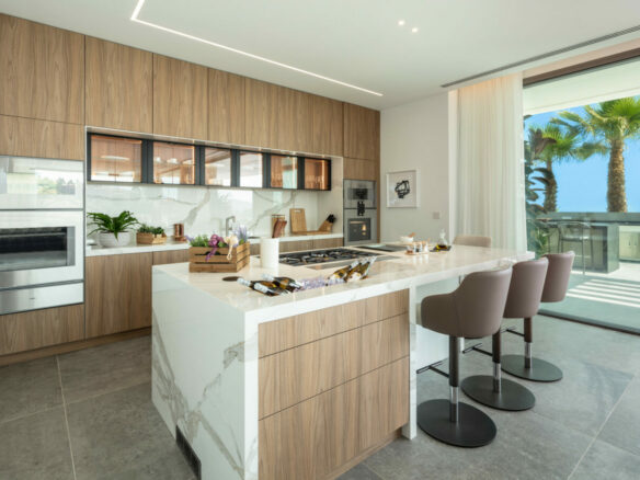 SOLD – La Quinta – 6B Modern Villa – Sea Views  – Gated