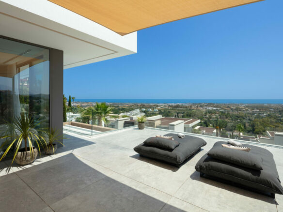 SOLD – La Quinta – 6B Modern Villa – Sea Views  – Gated