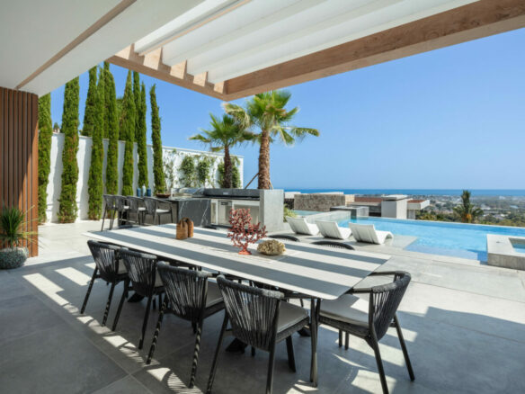 SOLD – La Quinta – 6B Modern Villa – Sea Views  – Gated