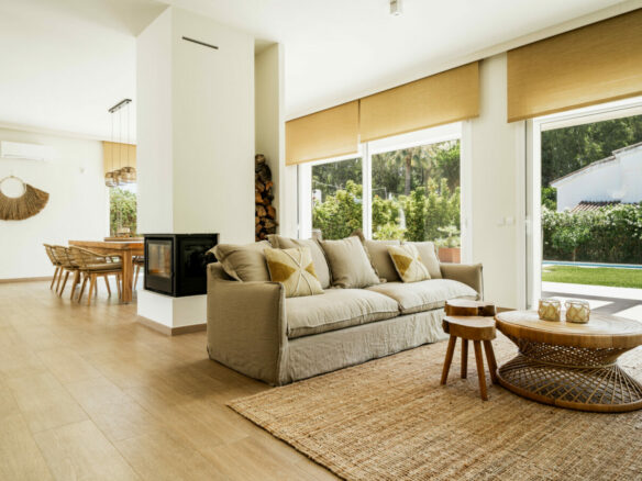 San Pedro – 3B Modern Villa – Beachside