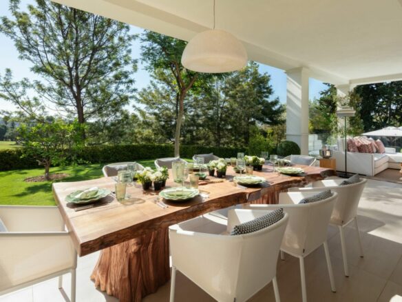 For sale – Nueva Andalucia – 6B Luxury Villa -1st Line Golf -Gated