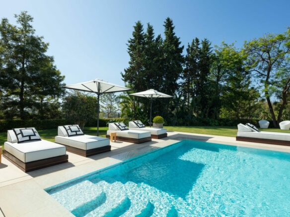 For sale – Nueva Andalucia – 6B Luxury Villa -1st Line Golf -Gated