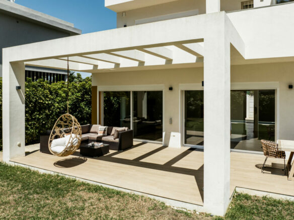 San Pedro – 3B Modern Villa – Beachside