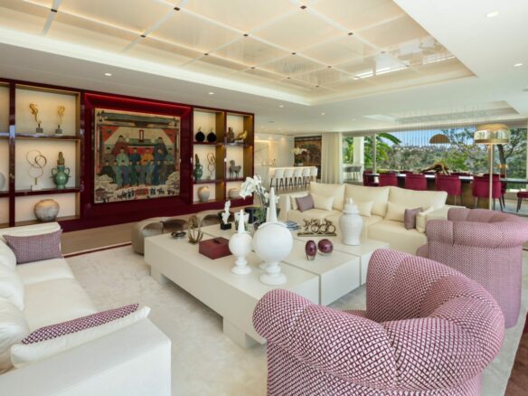 For sale – Nueva Andalucia – 6B Luxury Villa -1st Line Golf -Gated