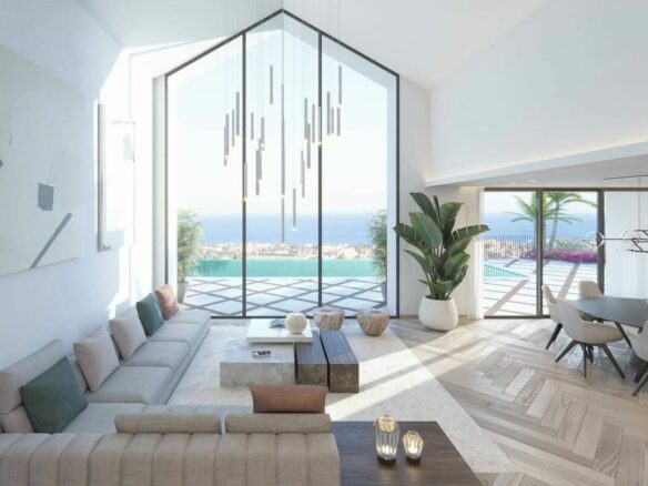 SOLD – La Quinta – 5B Luxury villa – Gated – Sea Views