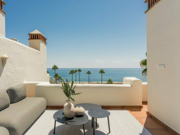 New Golden Mile – 4B Penthouse – Beachfront – Sea Views