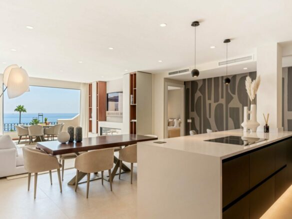 New Golden Mile – 4B Penthouse – Beachfront – Sea Views